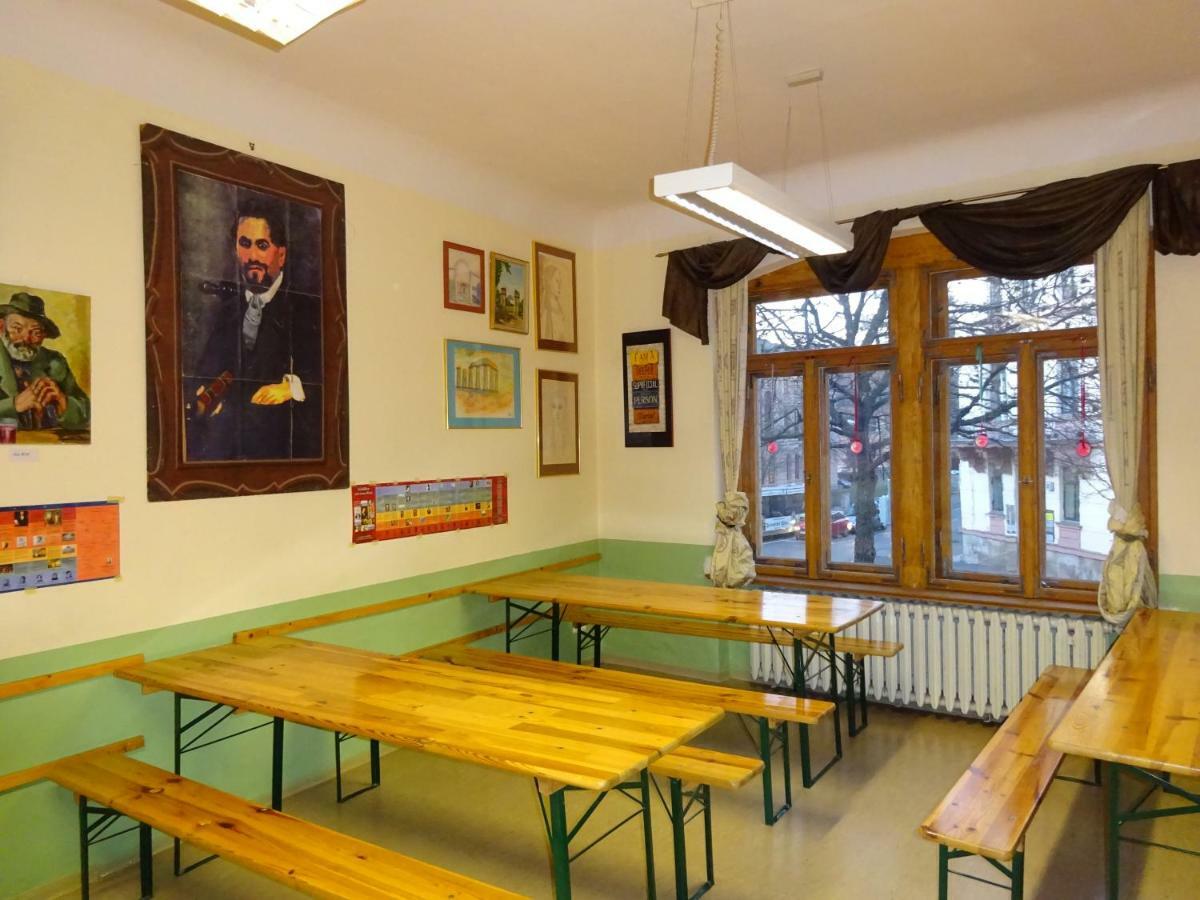 Hummel Hostel - Historische Stadtvilla Mit Garten 魏玛 外观 照片